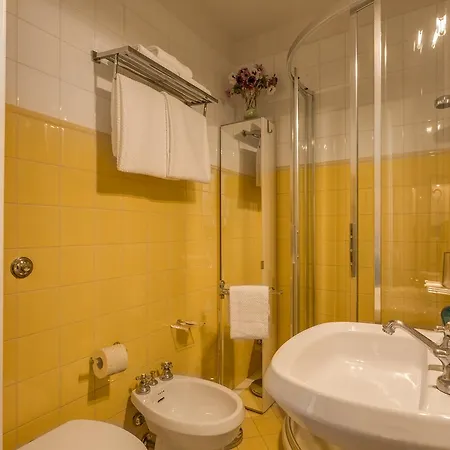 Apartments Florence - Benedetto Duomo Exterior photo